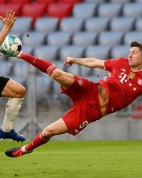  拜仁慕尼黑提前锁定半程冠军创造新纪录