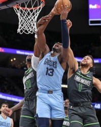  爱德华兹空砍45分难救主森林狼憾负灰熊吞两连败