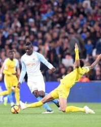  斯特拉斯堡绝杀洛里昂收获宝贵三分  