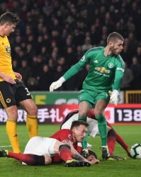  曼联门将神勇发挥零封狼队守住欧冠资格