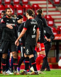  莱比锡RB客场逆袭成功缩小与领头羊差距