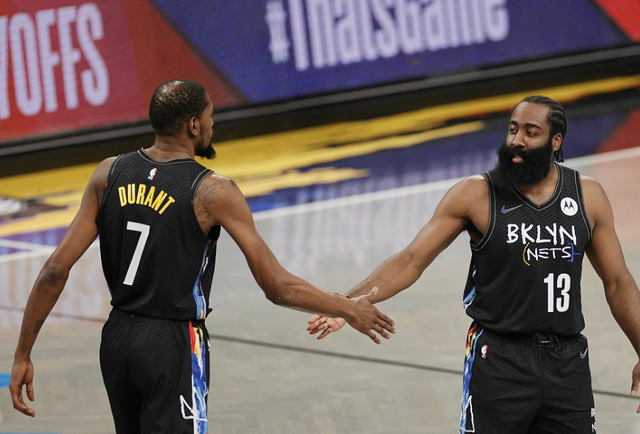  杜兰特伤退，篮网惨遭凯尔特人横扫  